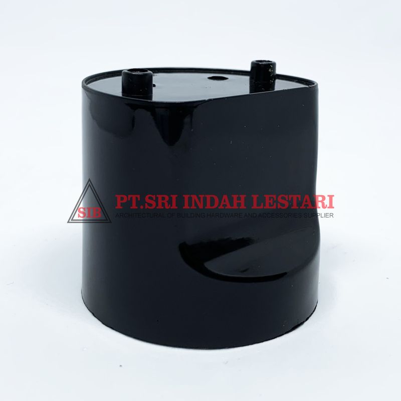 CUB DOOR KNOB BLACK PLASTIC MOA 2
