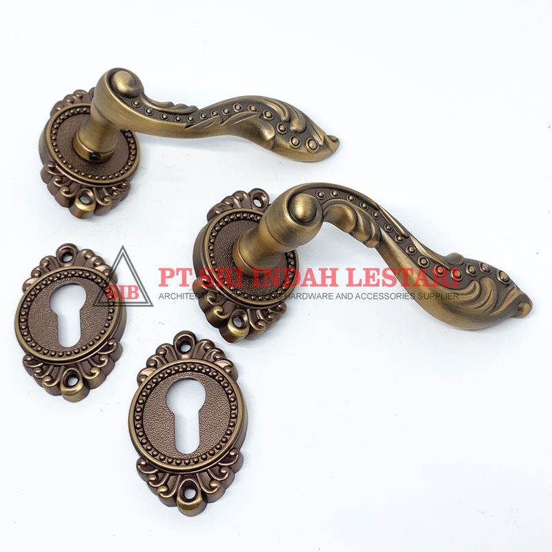 LEVER HANDLE ROSES V21726 MCF 4