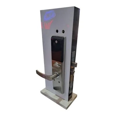 SYRON HOUSEHOLD LOCK SY82-SN L/H 2