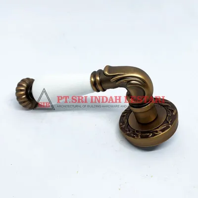 LEVER HANDLE ROSES V201190 MCF+WC 3