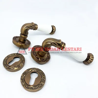 LEVER HANDLE ROSES V201190 MCF+WC 4
